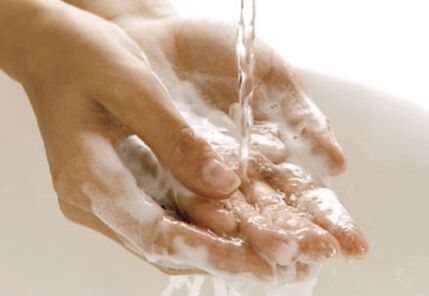 vệ sinh tay chống lại sự xâm nhập của ký sinh trùng vào cơ thể