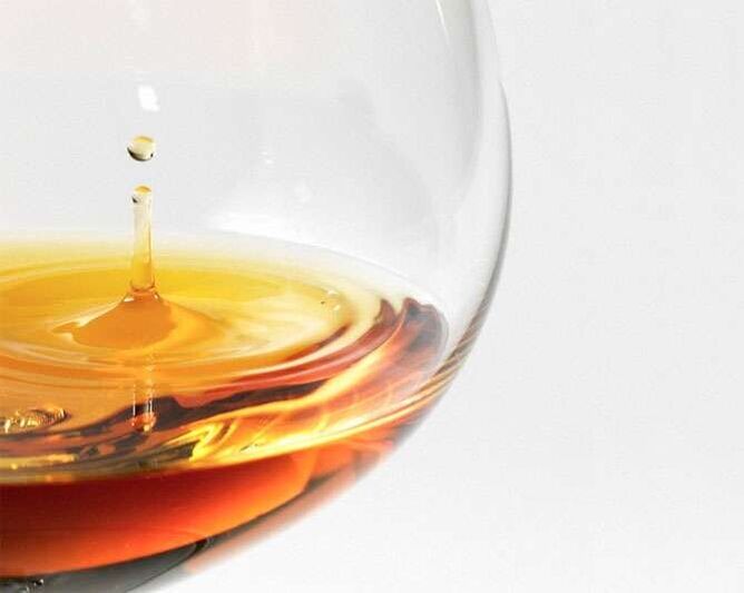 việc sử dụng rượu cognac để loại bỏ ký sinh trùng khỏi cơ thể